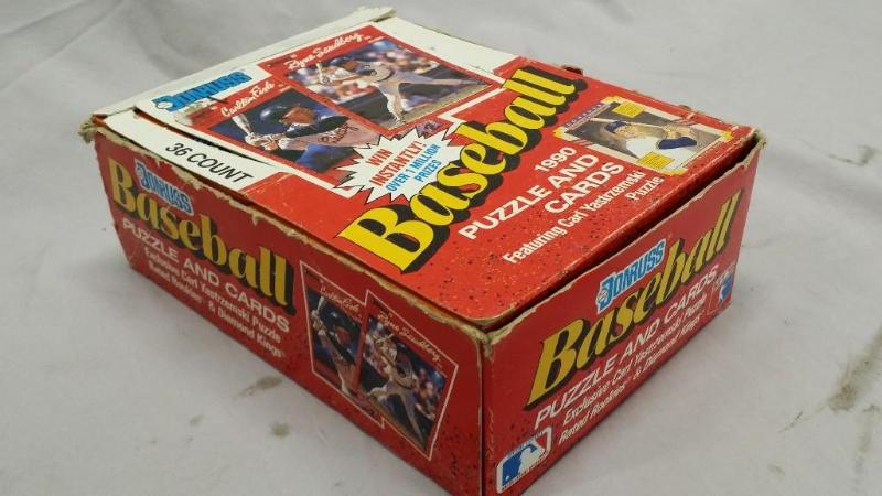 lot 73 image: 36 count of un opened Donruss 1990 ...