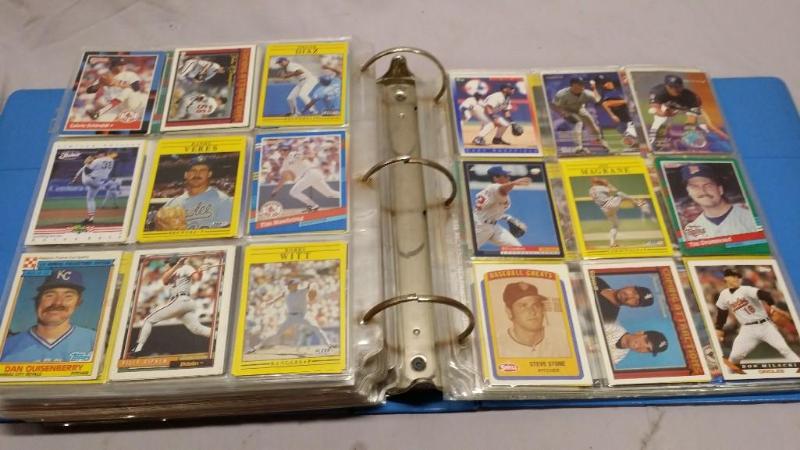 lot 93 image: 3 Ring binder full of 900 Baseball ...