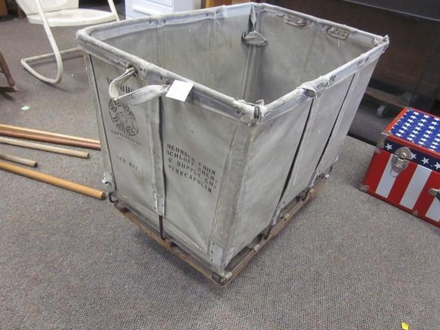 Very cool vintage Mcelmoy cart on c...