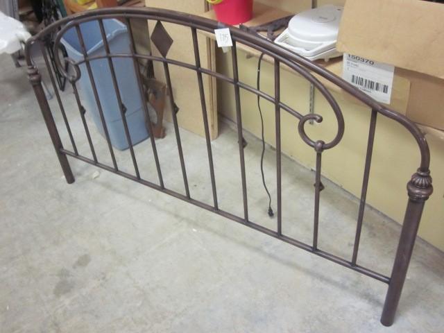 Metal queen head board. &nbsp...