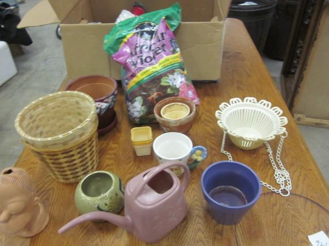 Large lot of miscellaneous planters...