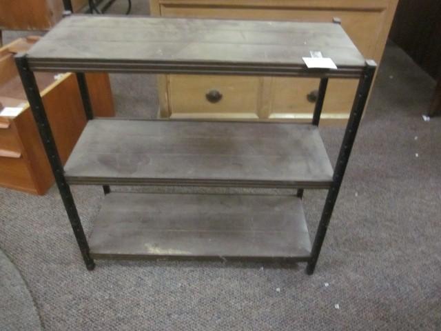 Small metal shelving unit....