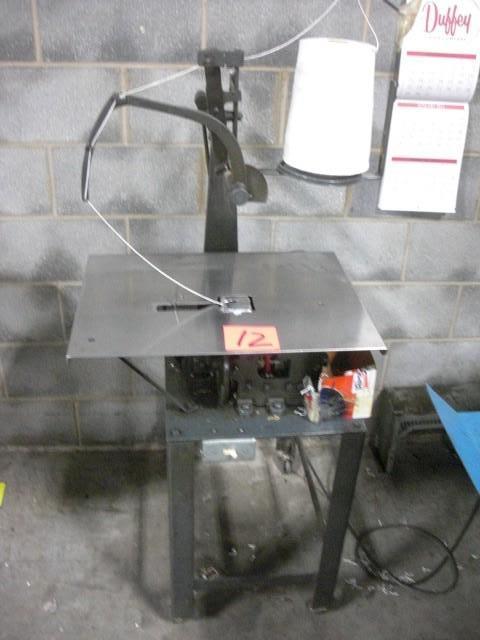 lot 12 image: Tying Machine