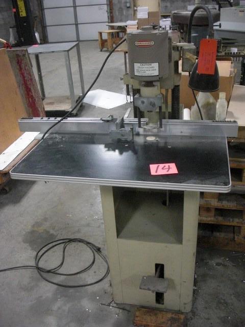 lot 14 image: Paper Drill