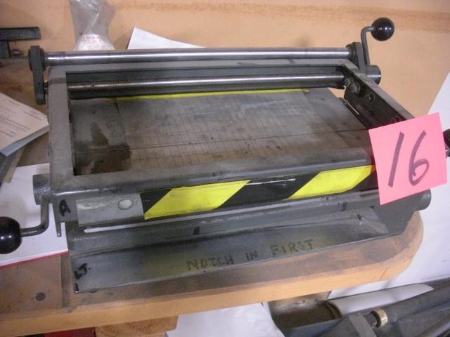 lot 16 image: I honestly dont know what this is.....