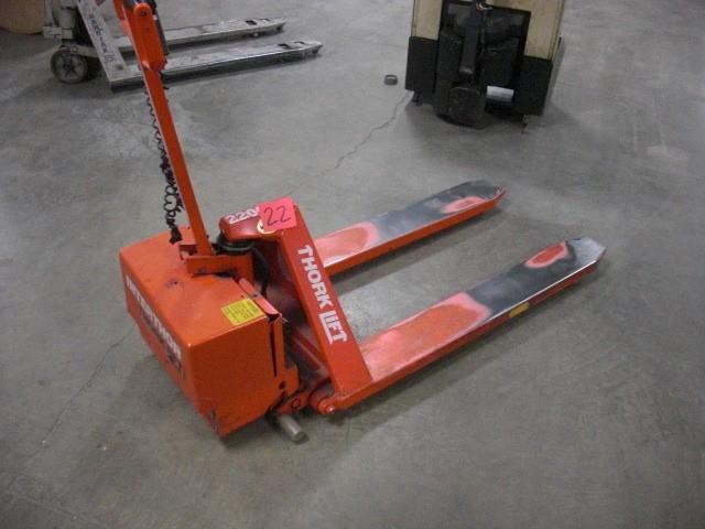 lot 22 image: THORKLIFT