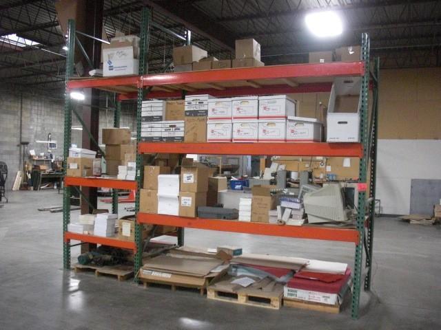 lot 32 image: Pallet Racking