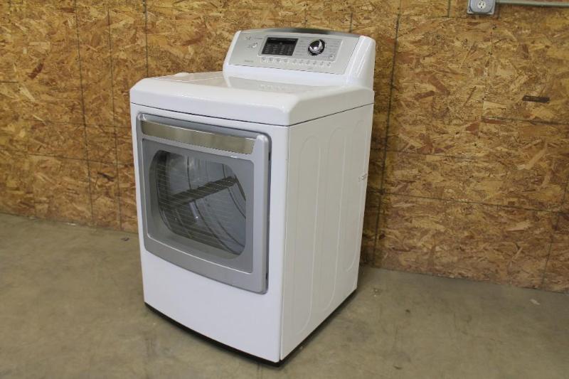 New LG 7.3 CU. FT. ULTRA LARGE CAPACITY STEAMDRYER (ELECTRIC)