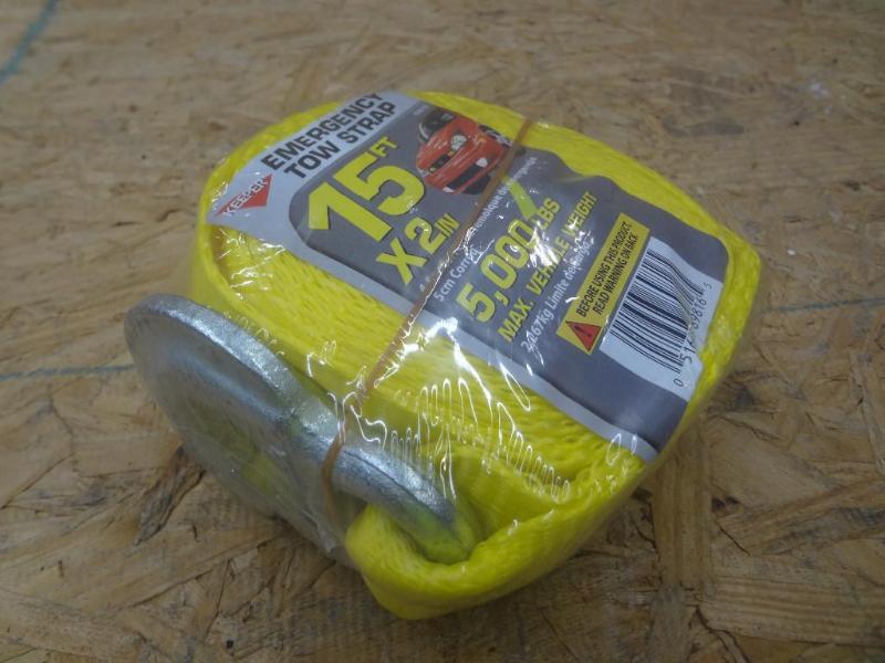 lot 108 image: New Keeper 15ft 5000# Tow Strap...
