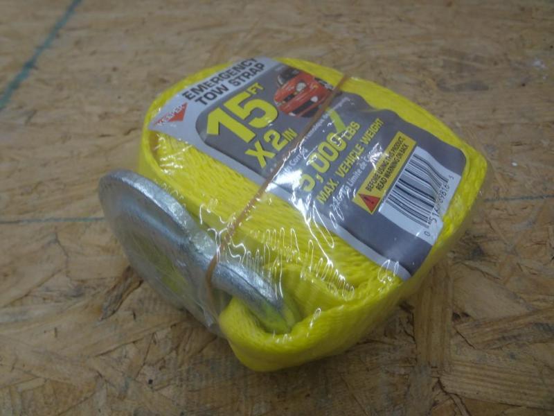 lot 113 image: New Keeper 15ft 5000# Tow Strap...