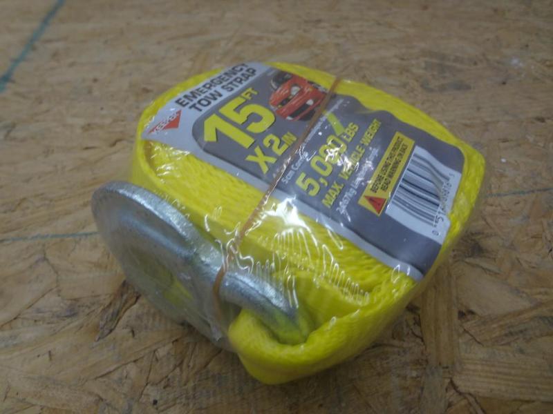 lot 117 image: New Keeper 15ft 5000# Tow Strap...