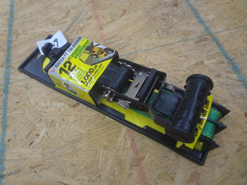 lot 127 image: New Keeper 12ft 1000# Ratchet Strap...