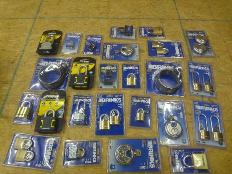 lot 175 image: Huge Lot Of Misc New Brinks Locks...