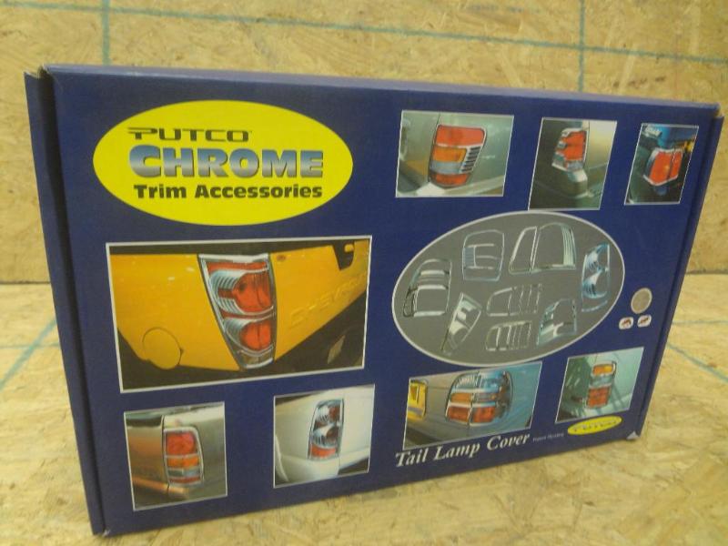 lot 230 image: New Putco 07-08 Silverado Chrome Tr...