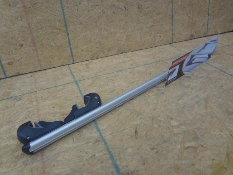 lot 256 image: (1) New Rooftop Cargo Carrier Bar...