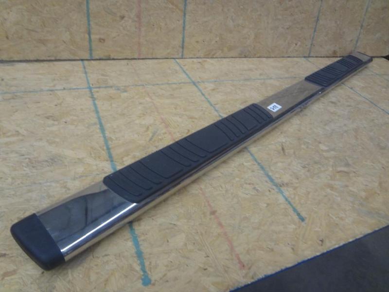 lot 258 image: (1) New 80" Chrome Step Bar, N...