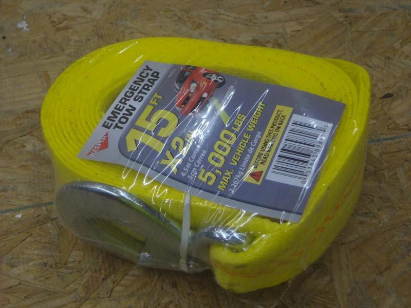 lot 93 image: New Keeper 15ft 5000# Tow Strap...