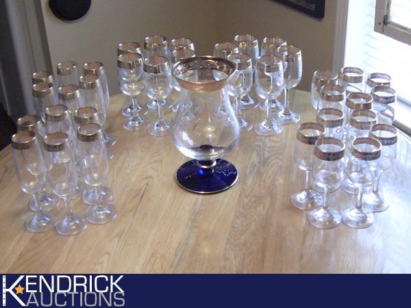 lot 14 image: High End 37 Piece12 Person Crystal Wine Glass Set