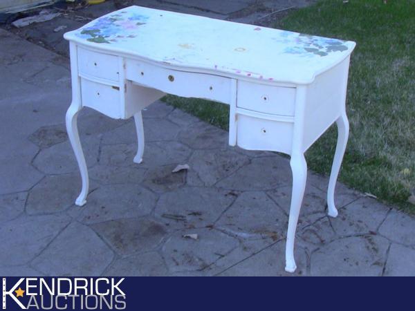 lot 38 image: White Painted Wood Project Desk