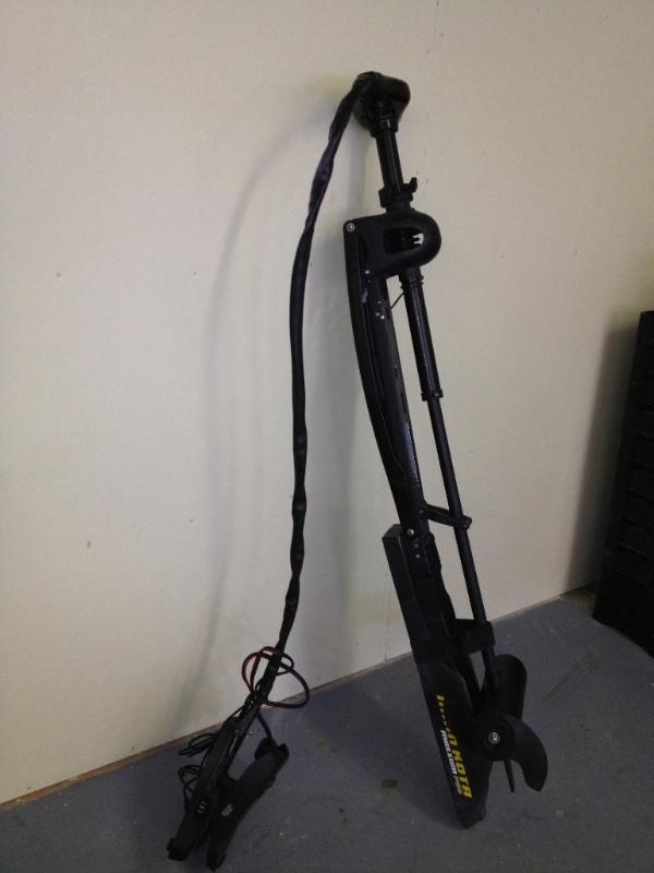 lot 1 image: Minn Kota Maxxum Pro Trolling Motor