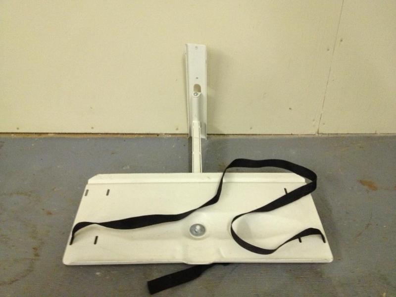 lot 103 image: TV Wall Mounting Unit