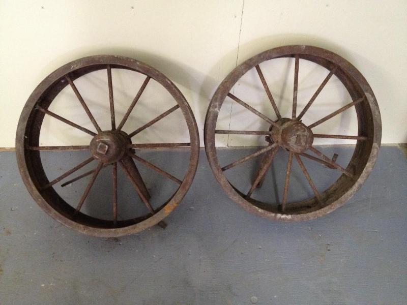 lot 18 image: Vintage Steel Wheels