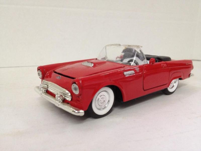 lot 37 image: Red Thunderbird