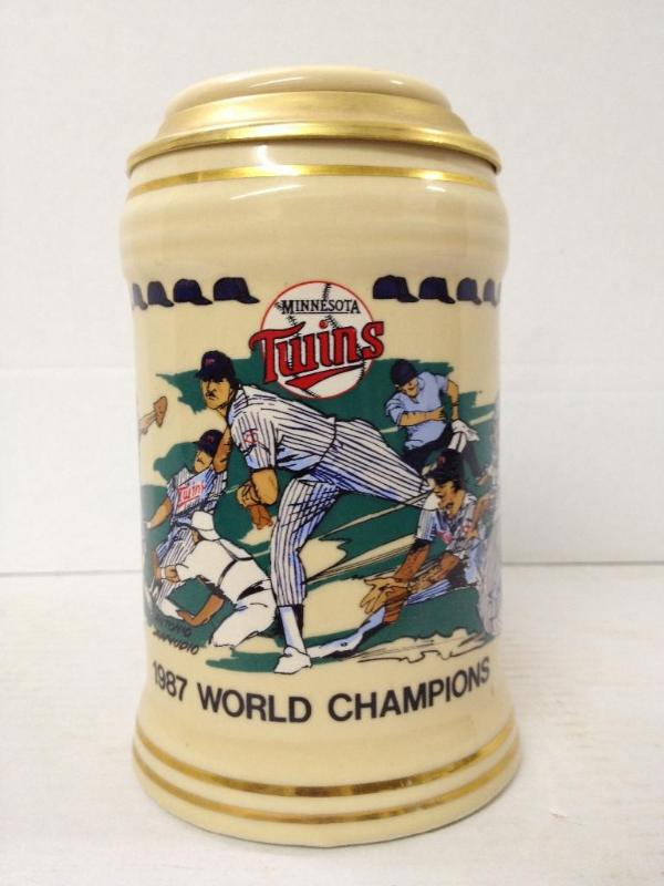 lot 46 image: 1987 MN Twin World Champions Beer Stein