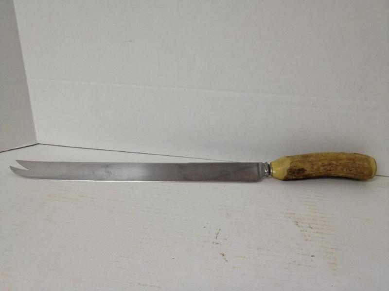 lot 50 image: 2 Very Nice Knives