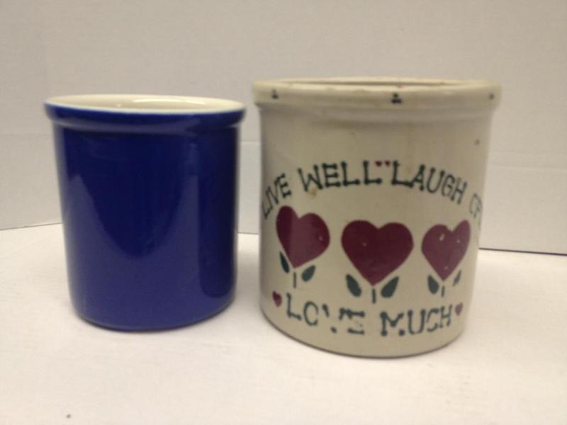 lot 69 image: 2 Nice Pots