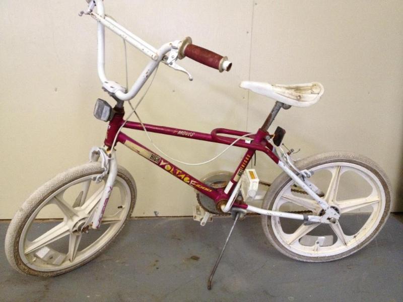 lot 8 image: Murry BMX Bicycle