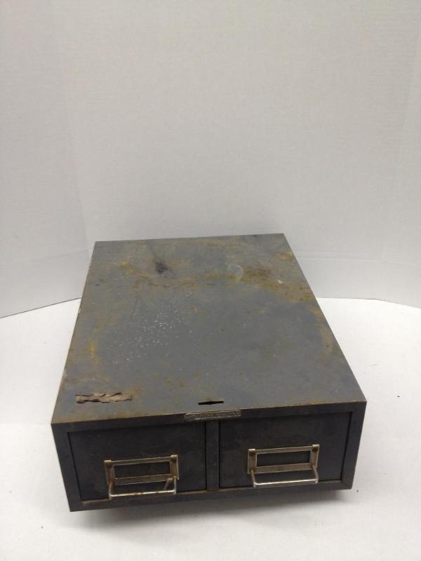 lot 83 image: Shop Storage Double Drawer