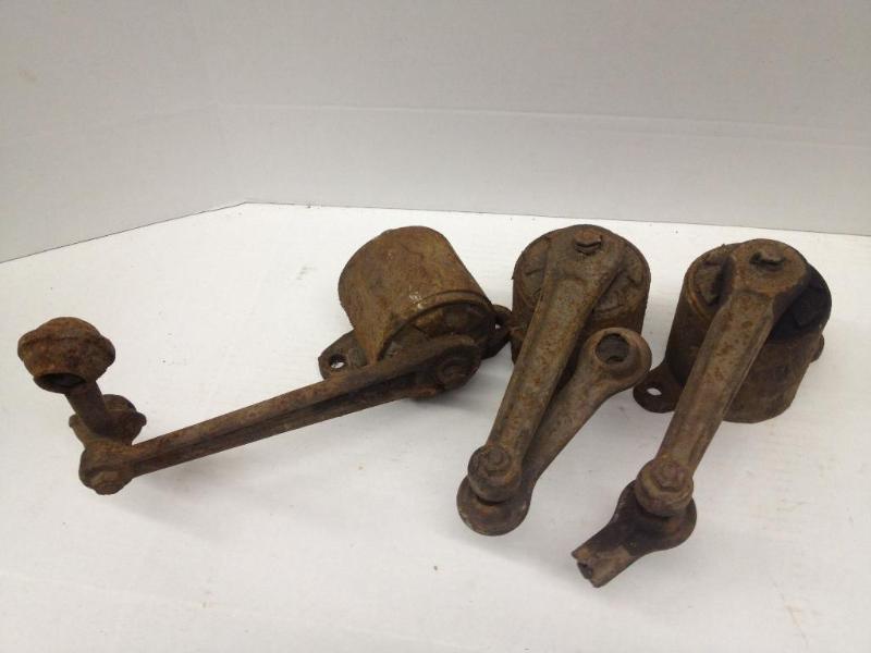 lot 97 image: Door Closers