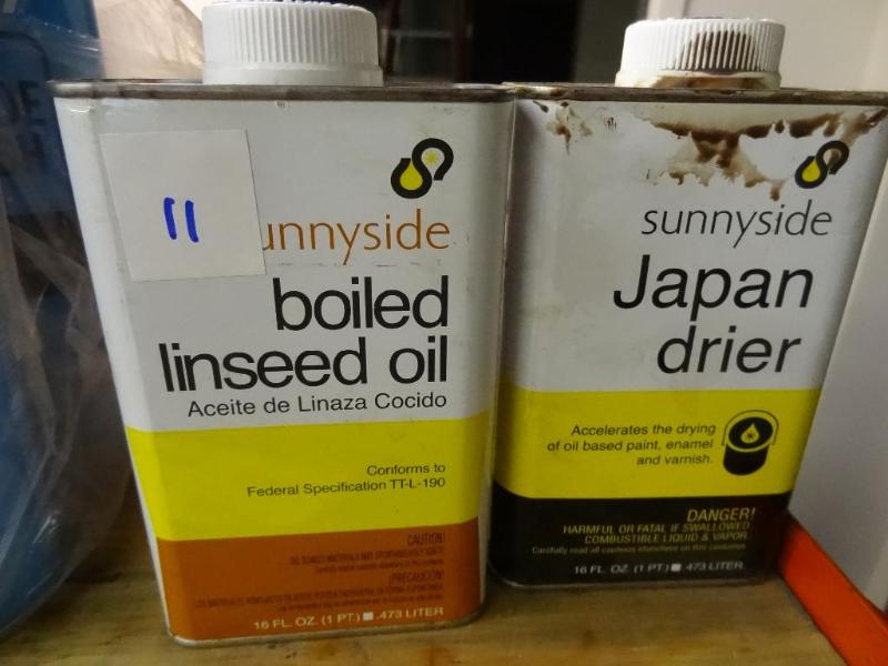 lot 11 image: New Sunnyside boiled lindseed oil (...