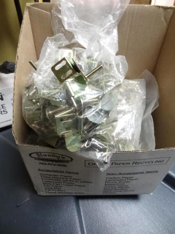 lot 122 image: New large quantity metal fasteners...