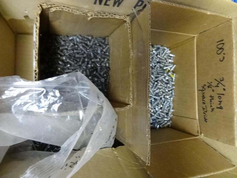 lot 123 image: New large lot Wood Screws, Self tap...