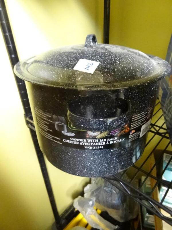 lot 142 image: New Granite Ware 12 qt canner...