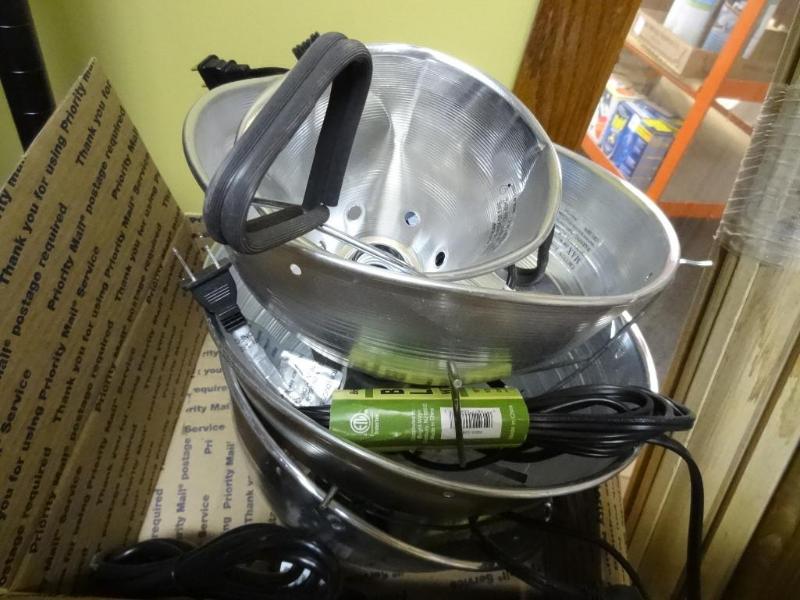 lot 165 image: Qty 4 BrooderClamp Lights with 6ft...