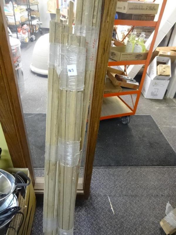 lot 167 image: New Approx 200 linear ft solid oak ...