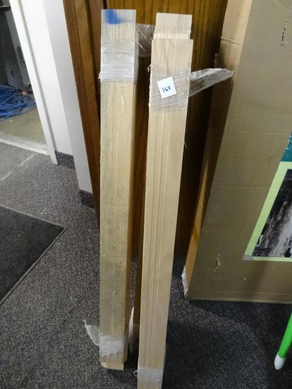 lot 168 image: New Approx 90 linear ft. classic so...