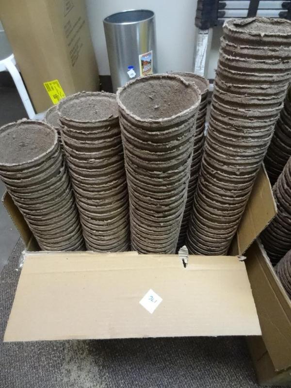 lot 176 image: Approx 200 New 4 Jiffy Peat Pots...