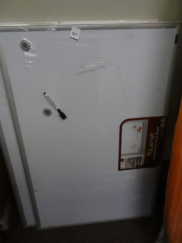 lot 204 image: New Quartet Magnetic Dry Erase Boar...