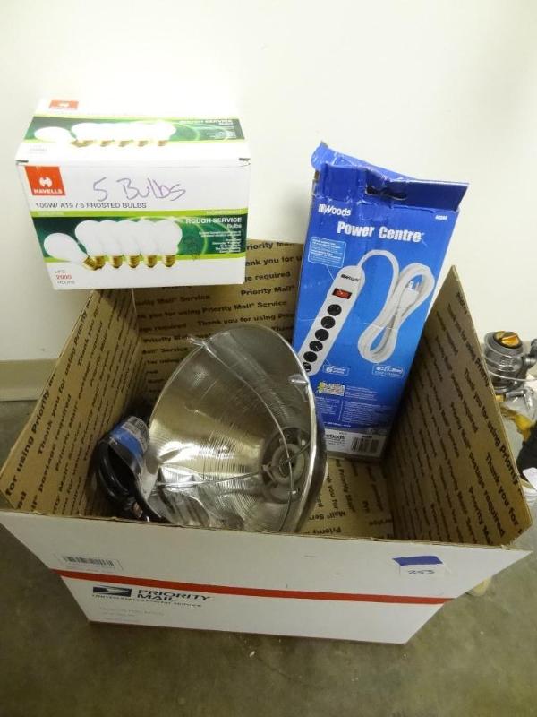 lot 253 image: New Brooder Light, Woods 6 outlet p...