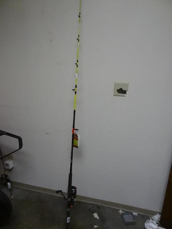 lot 255 image: New Zebco Hawg Seeker fishing rod w...