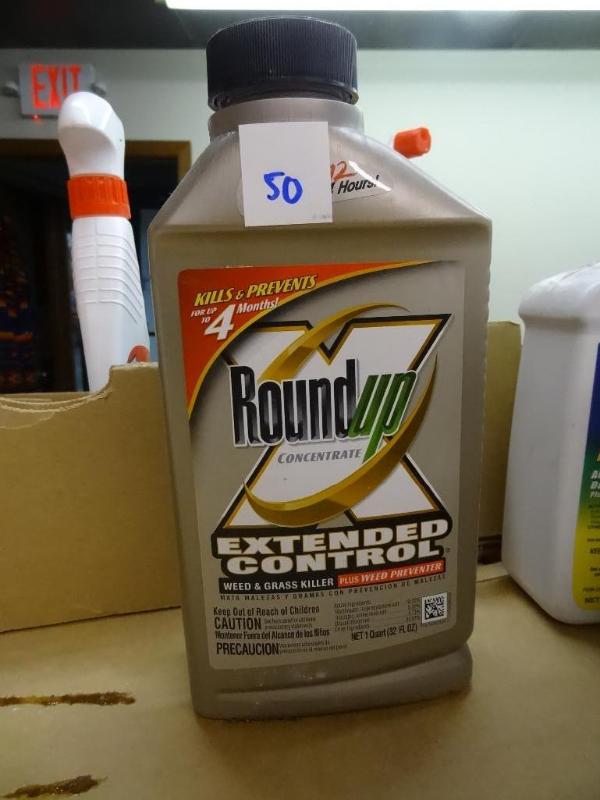 lot 50 image: New RoundUp Extended Control weed a...