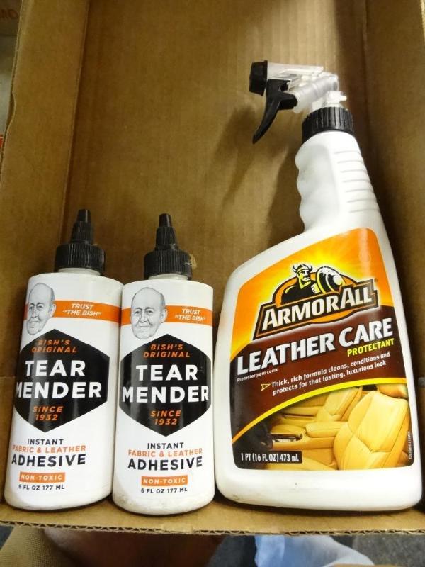 lot 52 image: New Armor All Leather Care, qty 2 T...