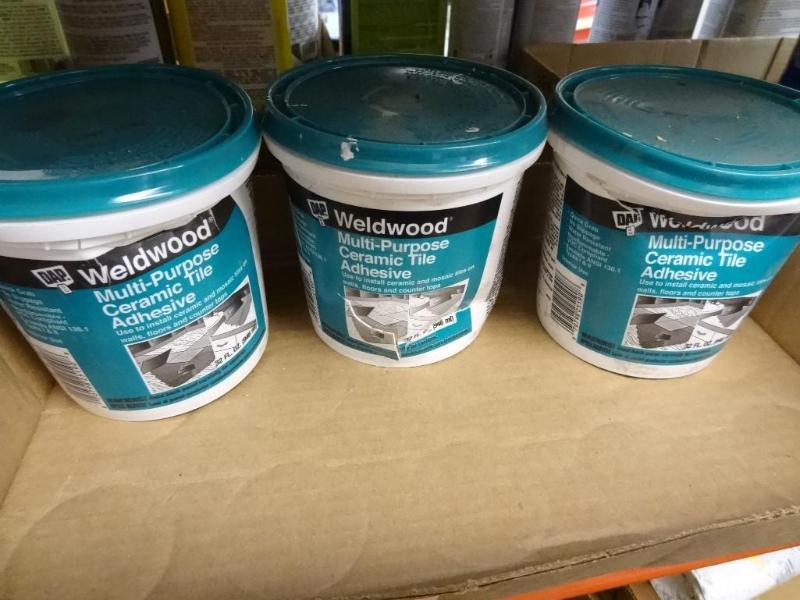 lot 54 image: Qty 3 New Weldwood MultiPurpose cer...