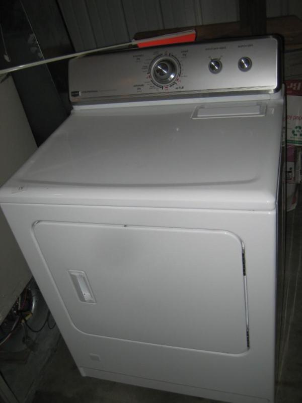 lot 14 image: Maytag Centennial Commercial Dryer
