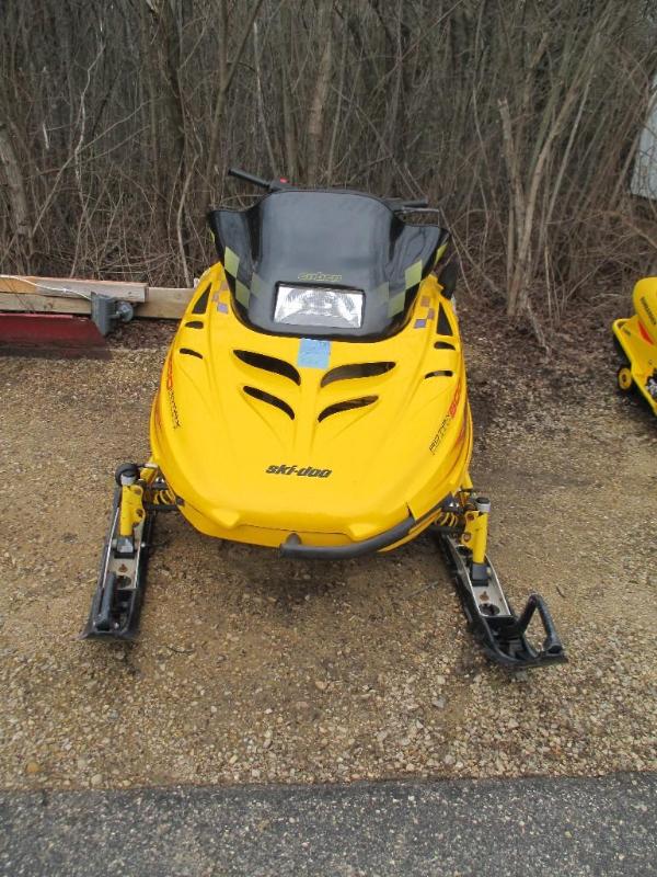 lot 2 image: 1999 Ski-doo 500 Rotax MXZ Cobra
