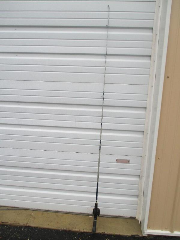 lot 45 image: Alpha SC 1310 A Pole and Zebco One Gold Reel